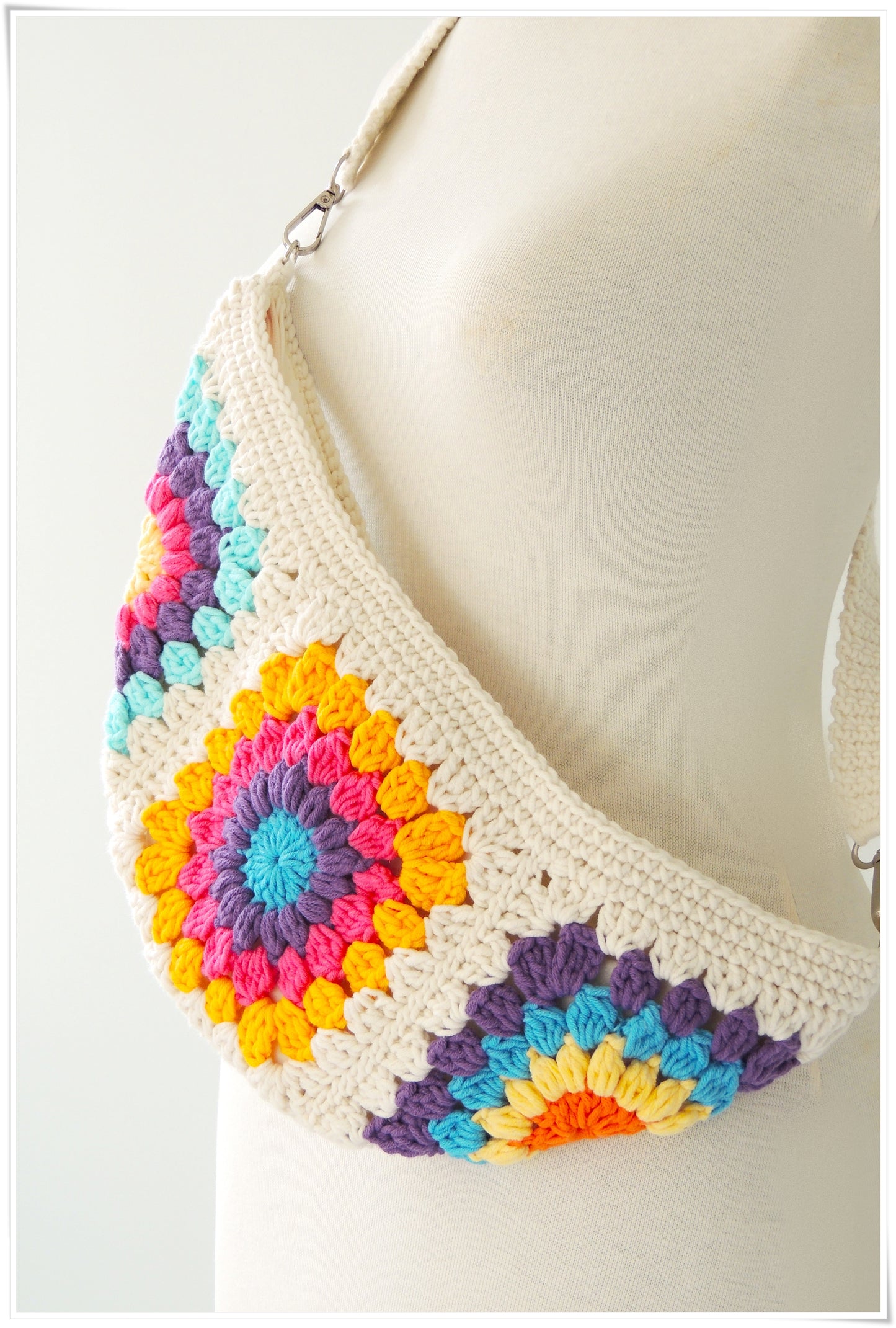 Crochet Sling Bum Bag Fanny Pack, Granny Square Small Crossbody Bag