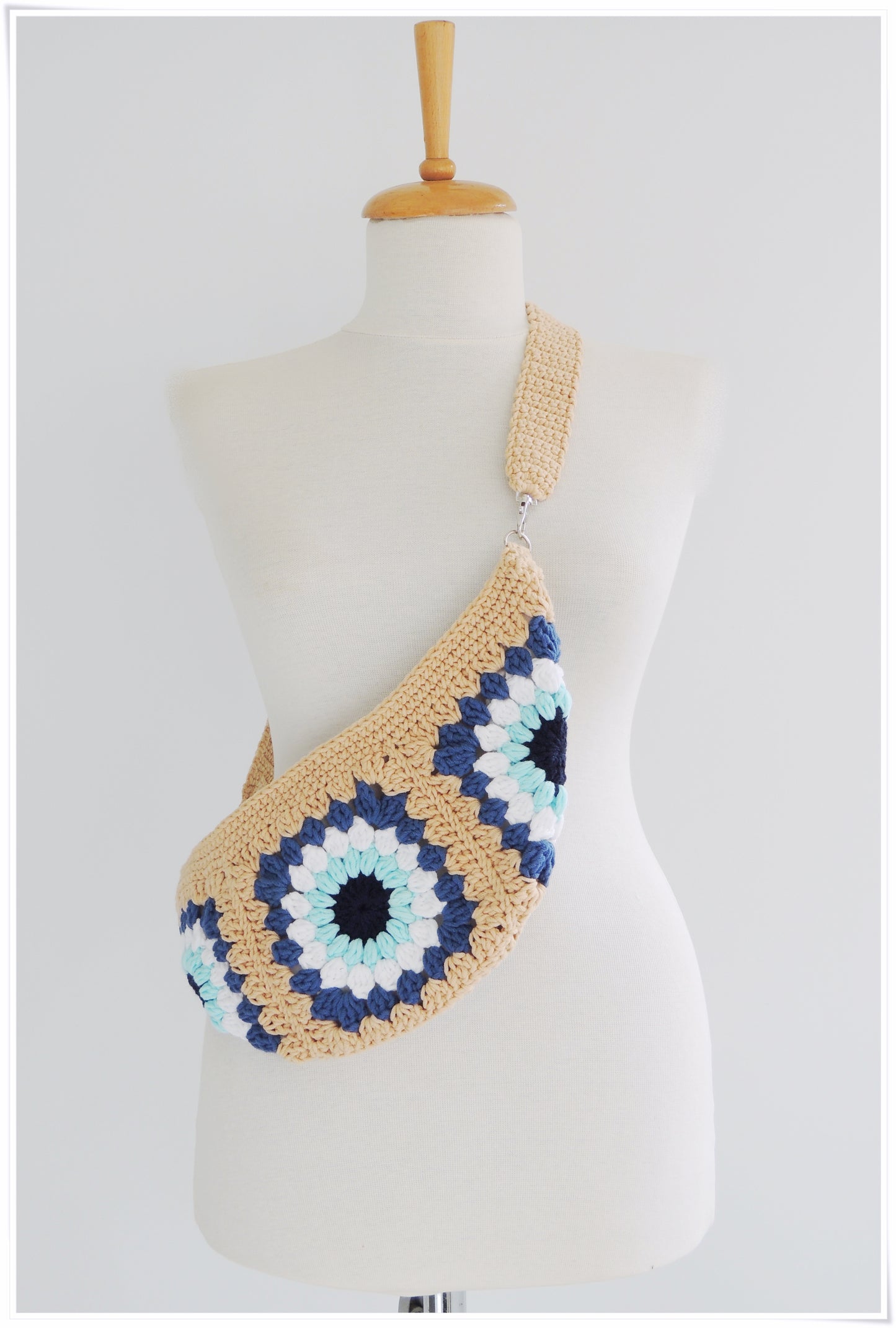 Crochet Small Crossbody Bag
