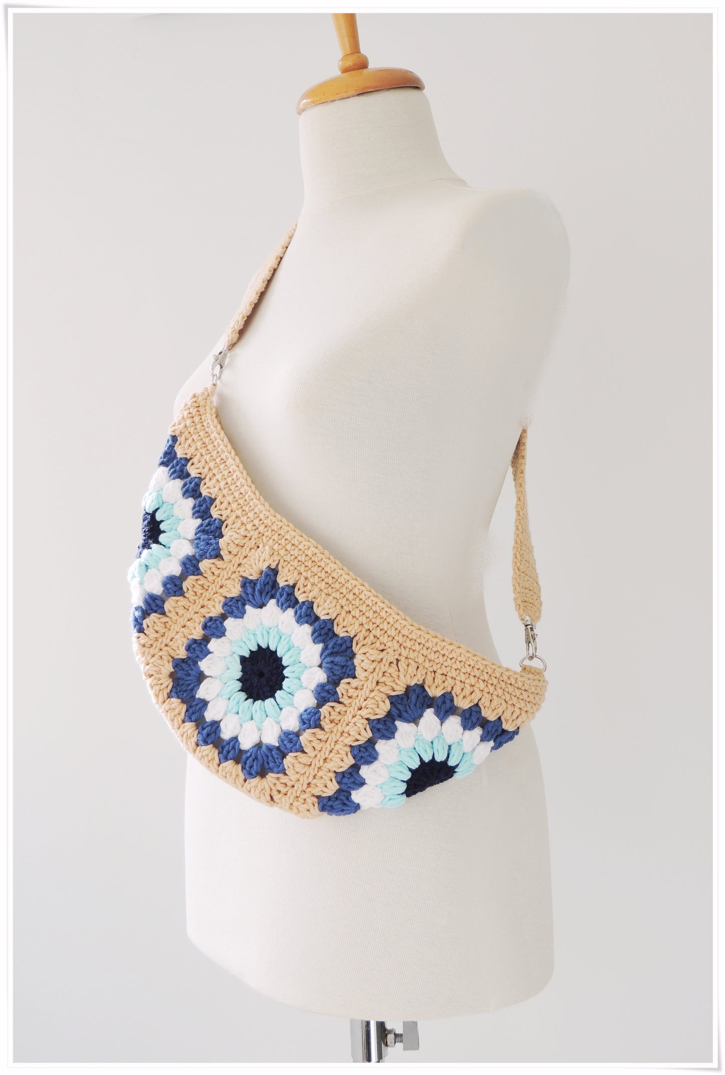 Crochet Small Crossbody Bag
