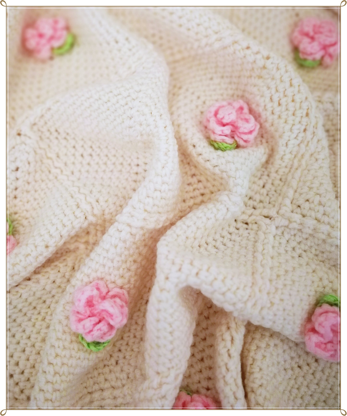 Crochet Baby Girl Blanket With Roses