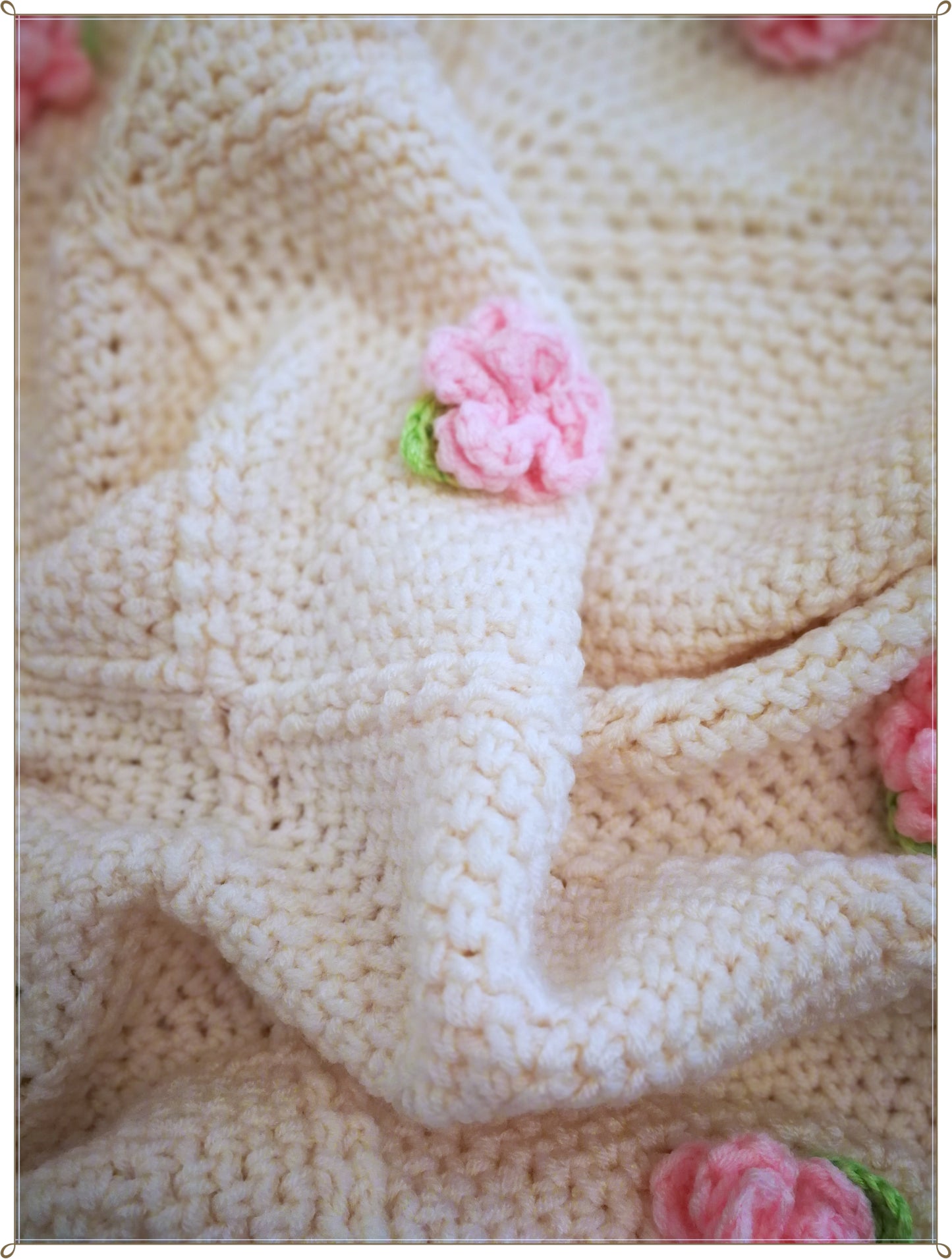 Crochet Baby Girl Blanket With Roses