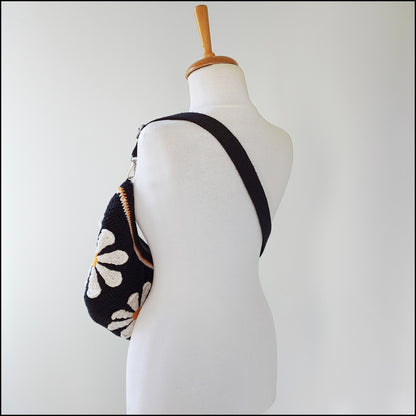 Crochet Fanny Pack,Sling Bag for Women, Daisy Crossbody Bag