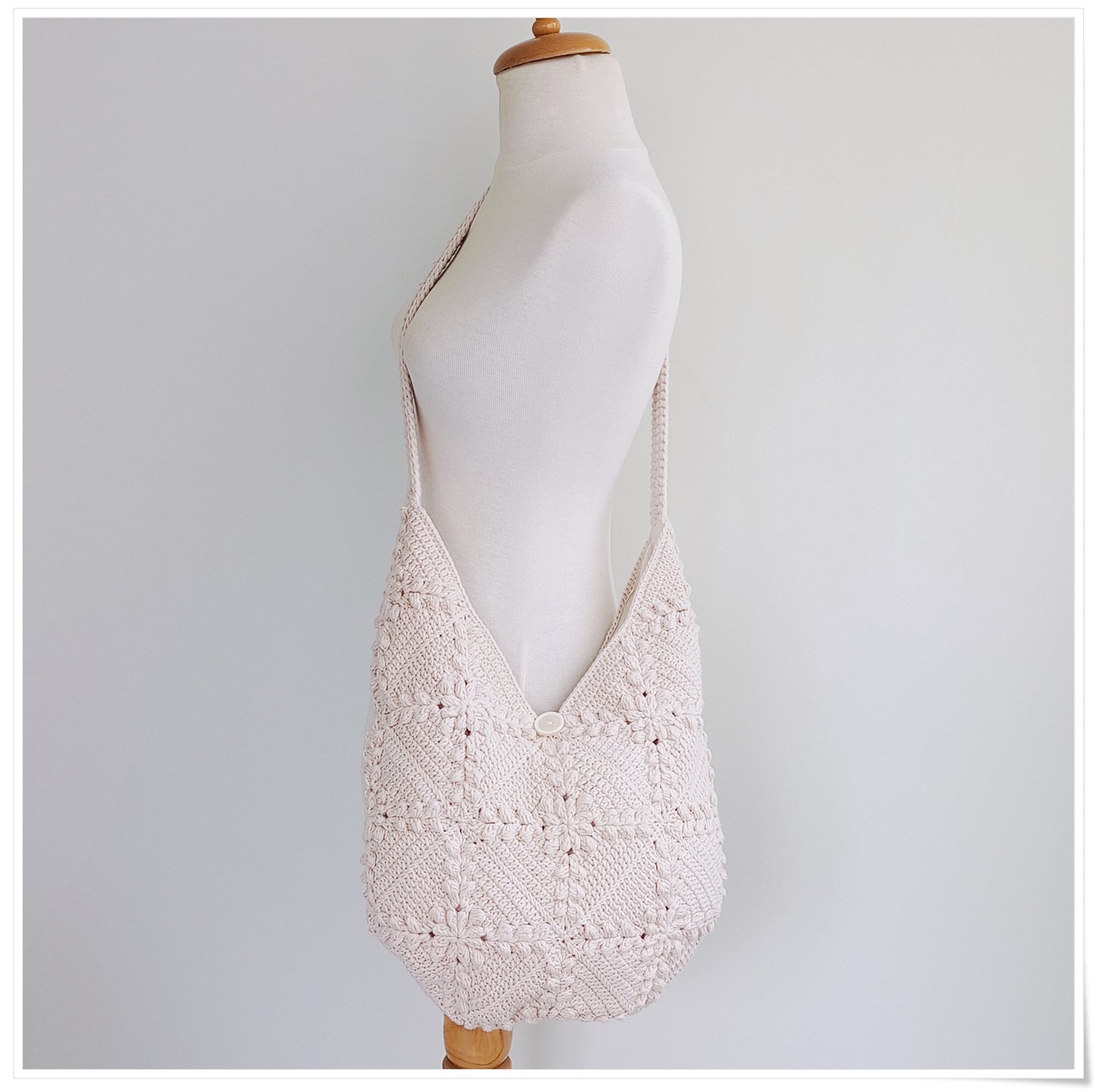 Crochet Granny Square Crossbody Bag, 3D Beige Floral Hobo Bag